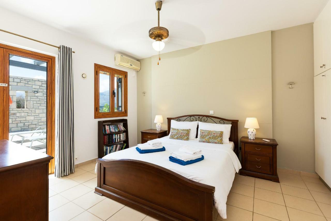 Villa Ypsilon Karotí Zewnętrze zdjęcie